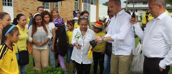 El Consulado de Colombia en Colón, Panamá celebró la Fiesta Nacional con las víctimas del conflicto