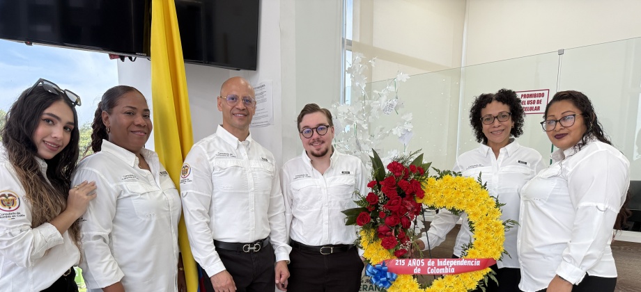 Conmemoramos con orgullo los 215 años de Independencia de Colombia en el Consulado en Colón