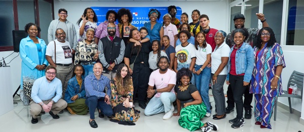 El Consulado de Colombia en Colón asiste a la conferencia “El Racismo y Yo” de la activista Edna Liliana Valencia, en un espacio de reflexión, cultura e identidad afrocolombiana